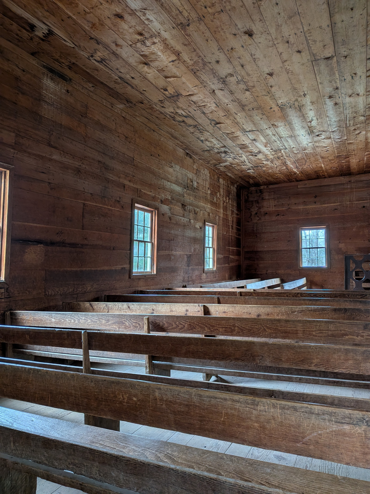 PXL_20260315_210236648