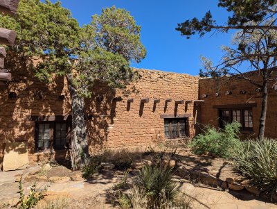 PXL_20250615_214933293.MP