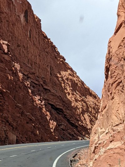 PXL_20250525_220821259