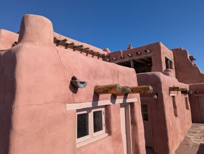 PXL_20250521_234304612.MP