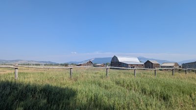 PXL_20260802_231428868